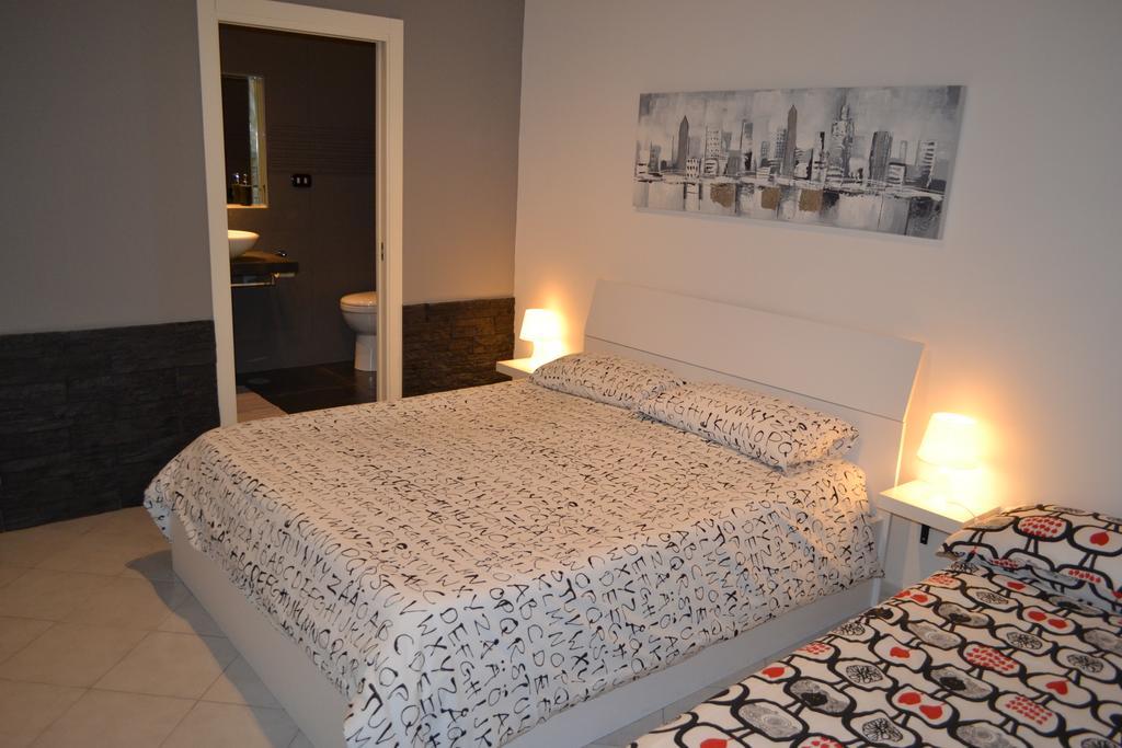 Homenapoli Extérieur photo